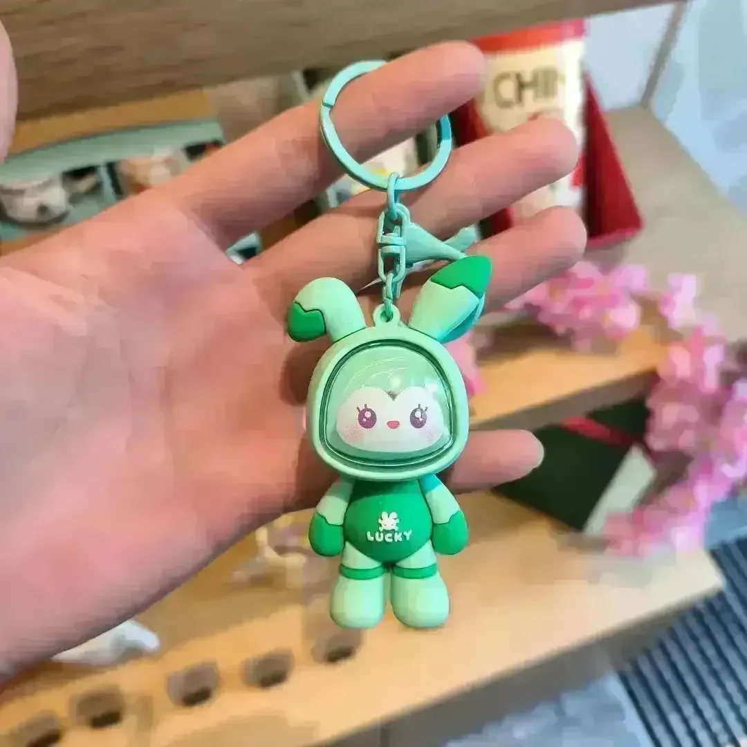 Adorable Glowing Luminous Keychain - Image 4