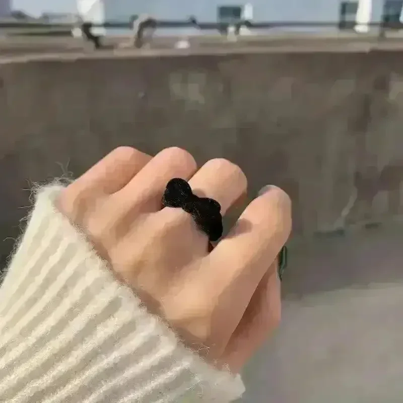 Adorable Velvet Bow Ring - Image 6