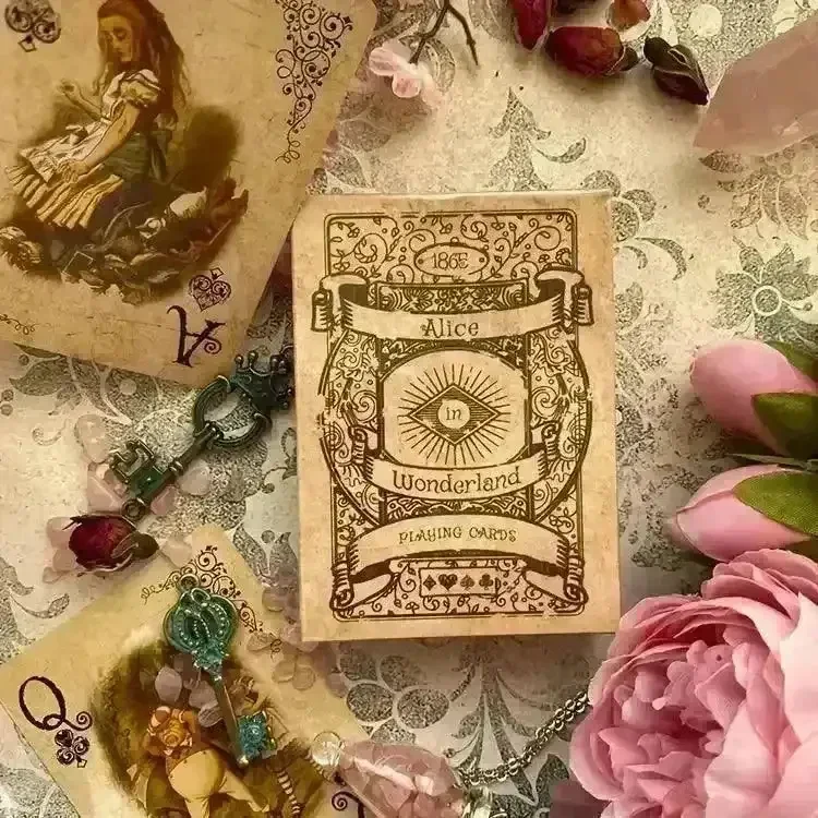Alice in Wonderland Collectible Vintage Playing Cards - Image 2