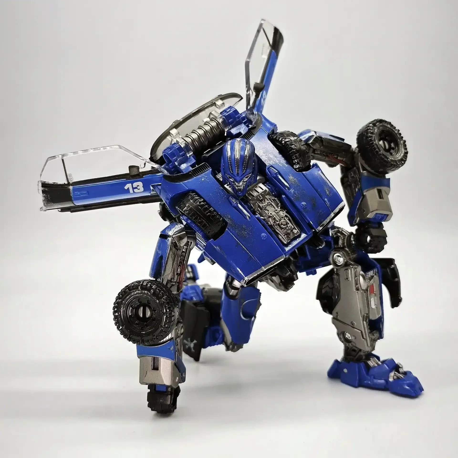 BAIWEI TW-1033 Dropkick Figure (16 cm) - Image 6