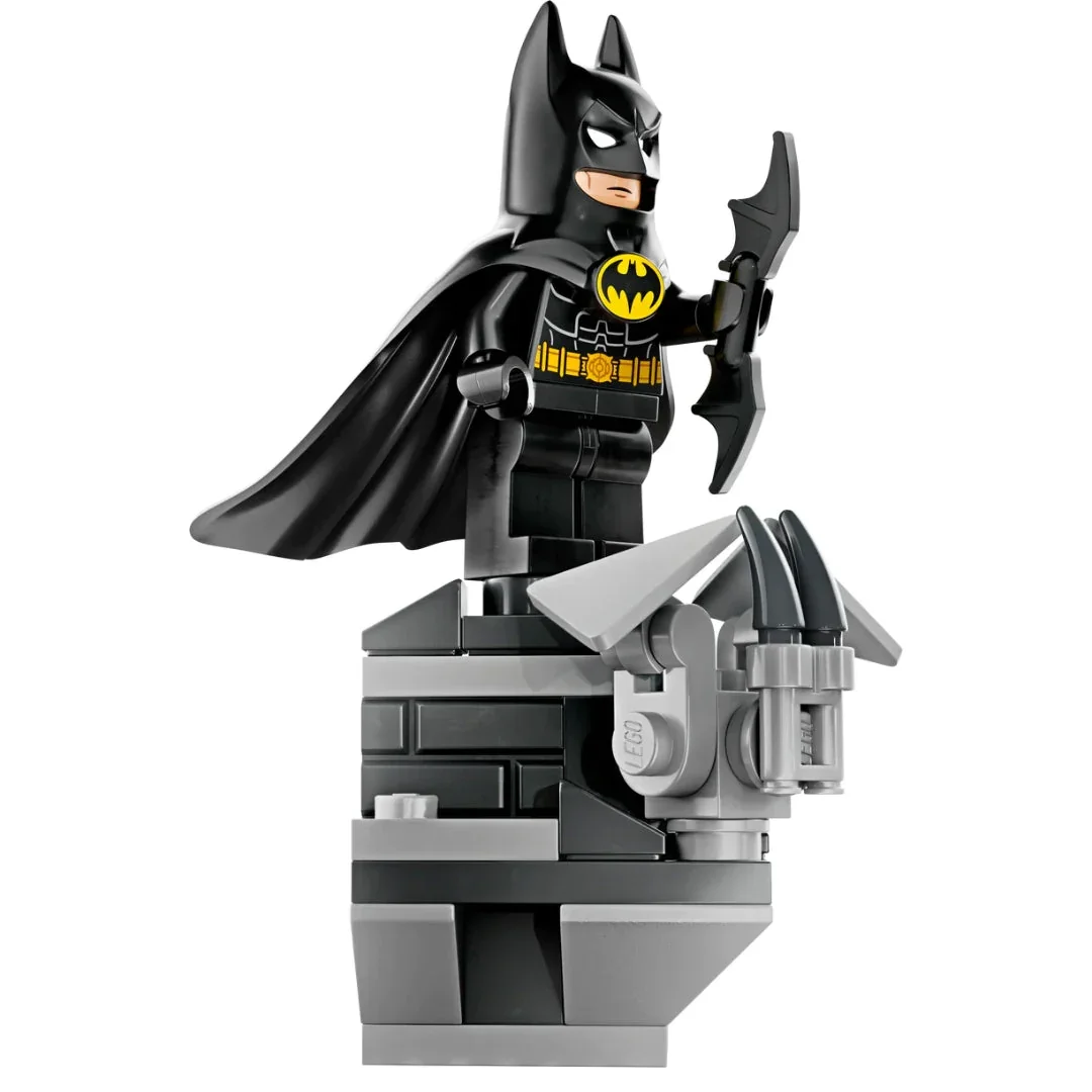 Bat Knight Stand Building Blocks (40 Pcs) - Image 2