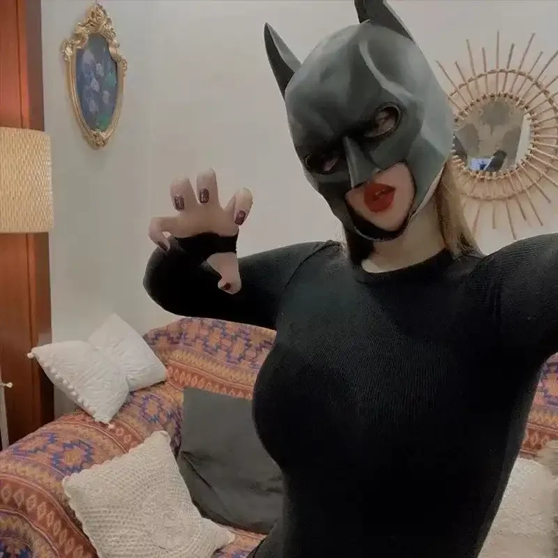 Batman Dark Knight Cosplay Mask - Image 11