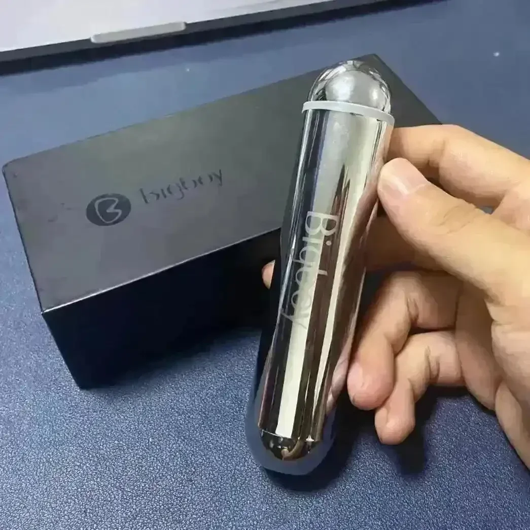 BIG BOY Vibrating Massager Power Bank - Image 3