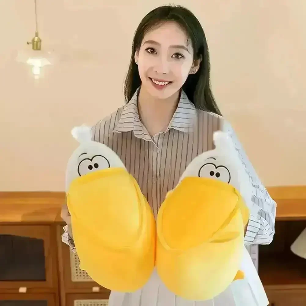 Big Mouth Pelican Plush Toy (25 cm) - Image 4