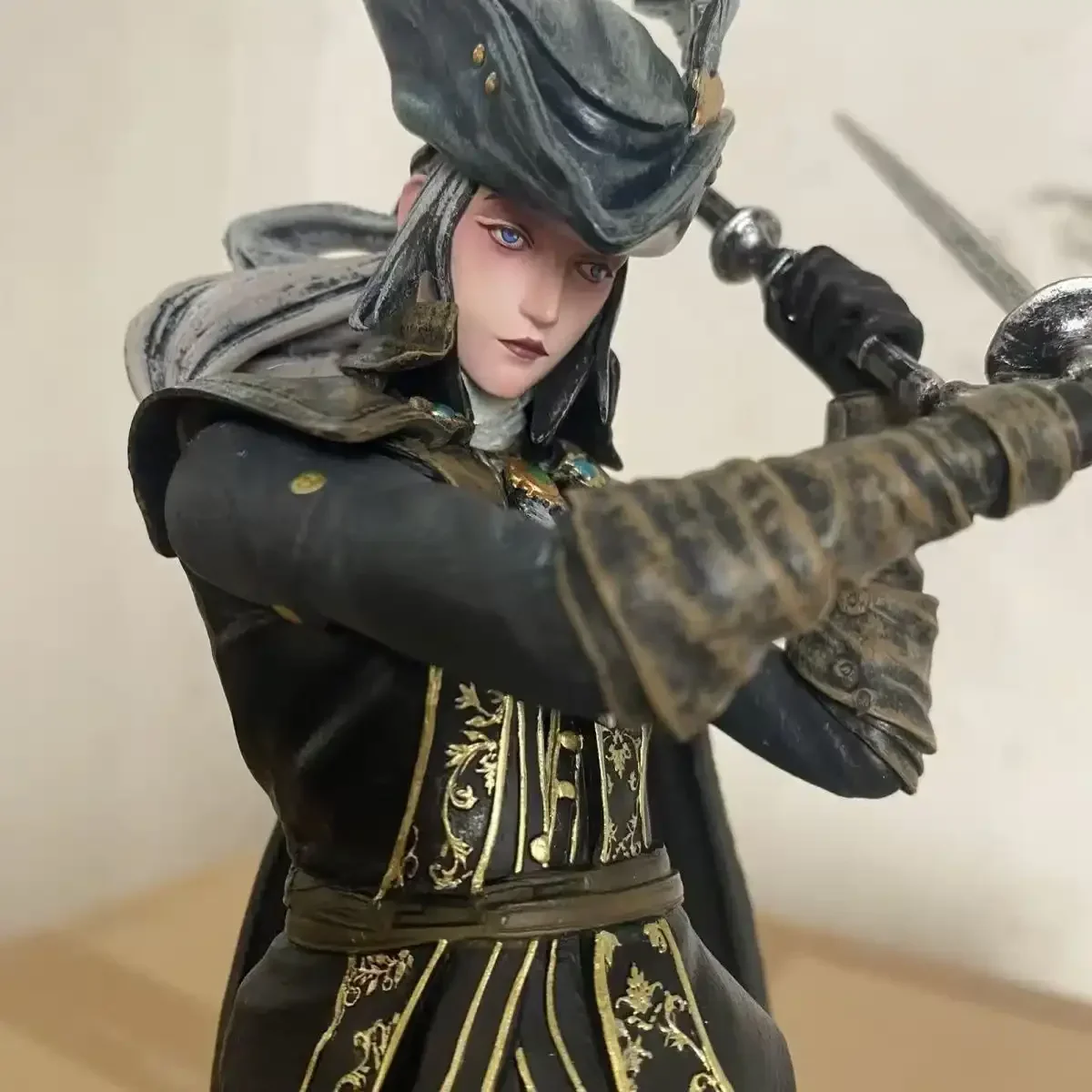 Bloodborne Maria Deluxe Figurine (29 cm) - Image 6