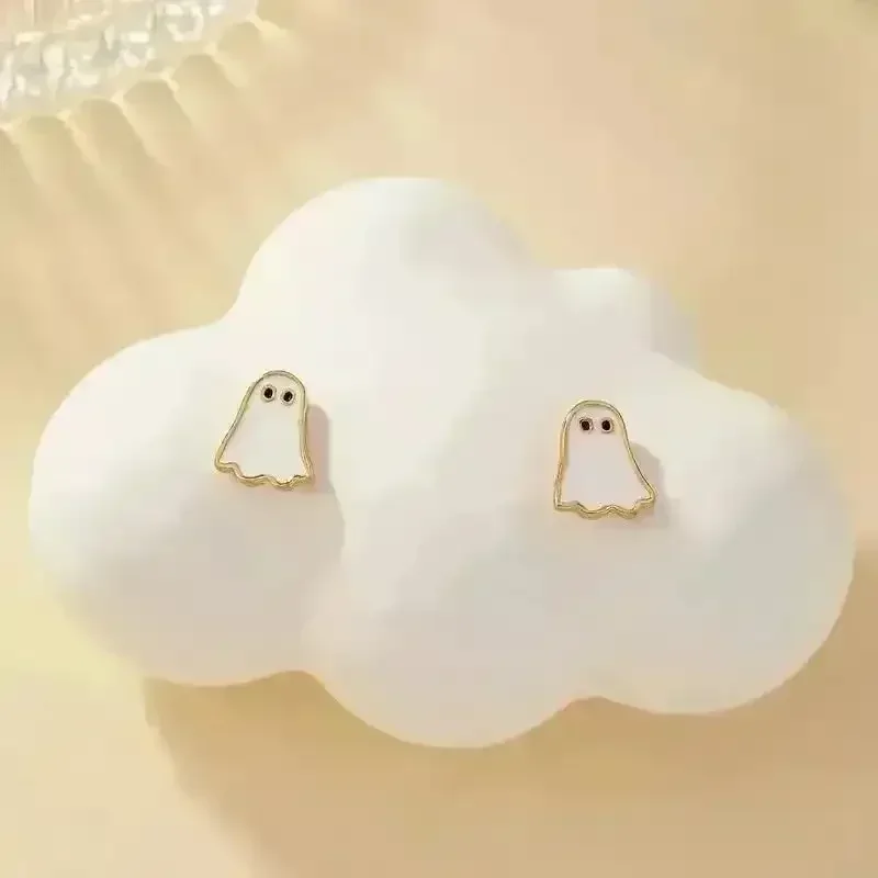 Boho-Vintage Ghost Stud Earrings - Image 3
