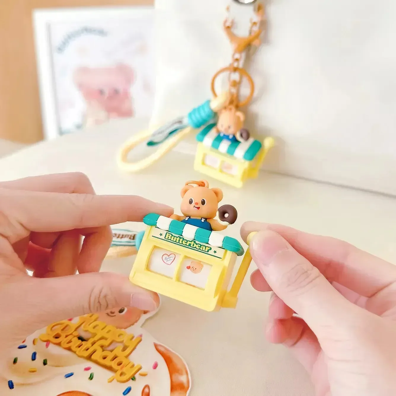 Butter Bear Slot Machine Keychain - Image 7