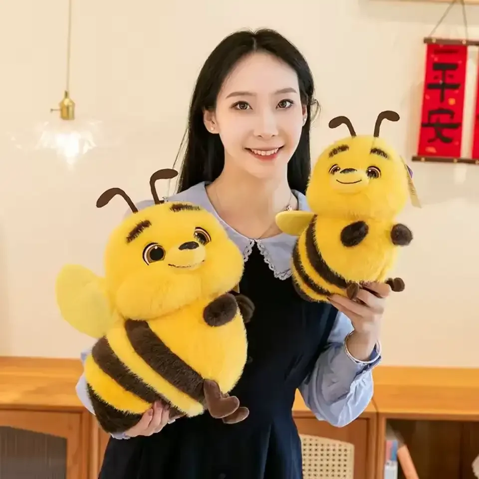 Buzz-worthy Cuddles Plushie (30 cm) - Image 5