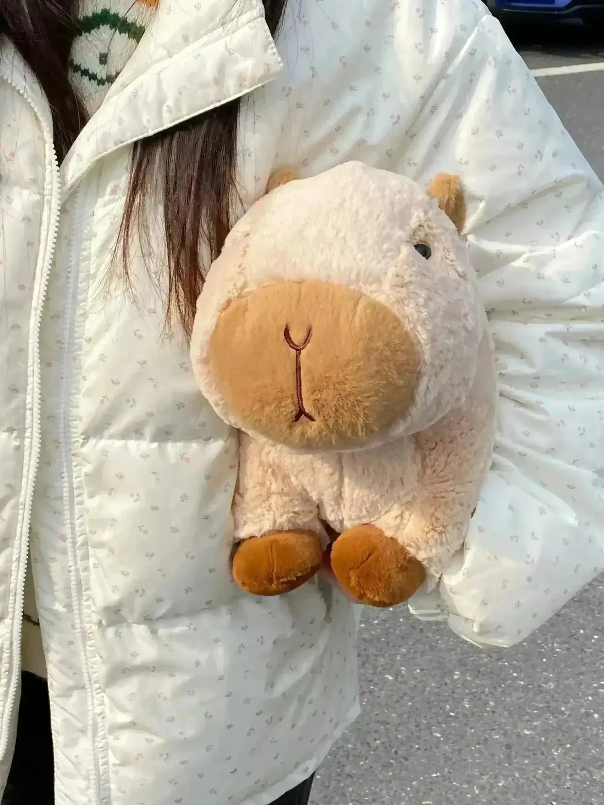 Calm Capybara Plushie (45 cm) - Image 2