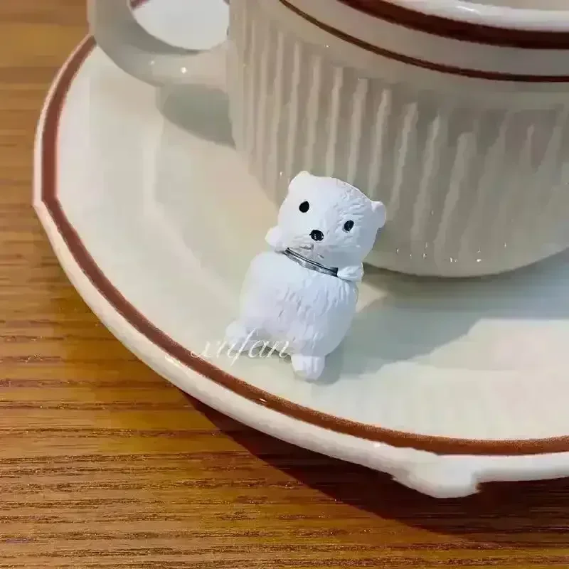 Charming White Bear Magnetic Ear Clip - Image 4