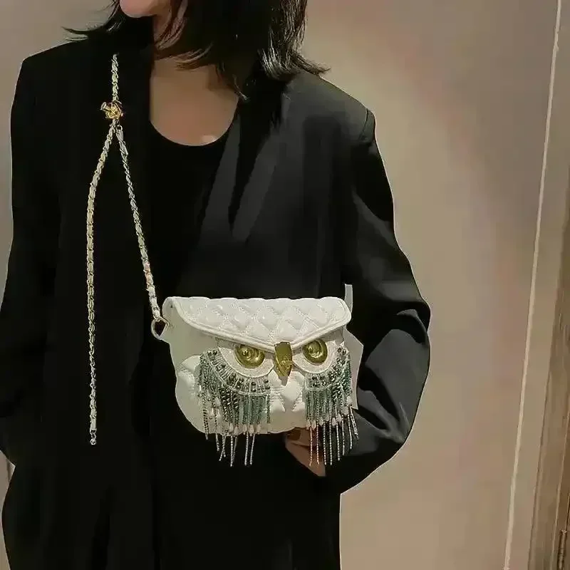 Chic Owl-Shaped Quilted Crossbody Bag - Image 6