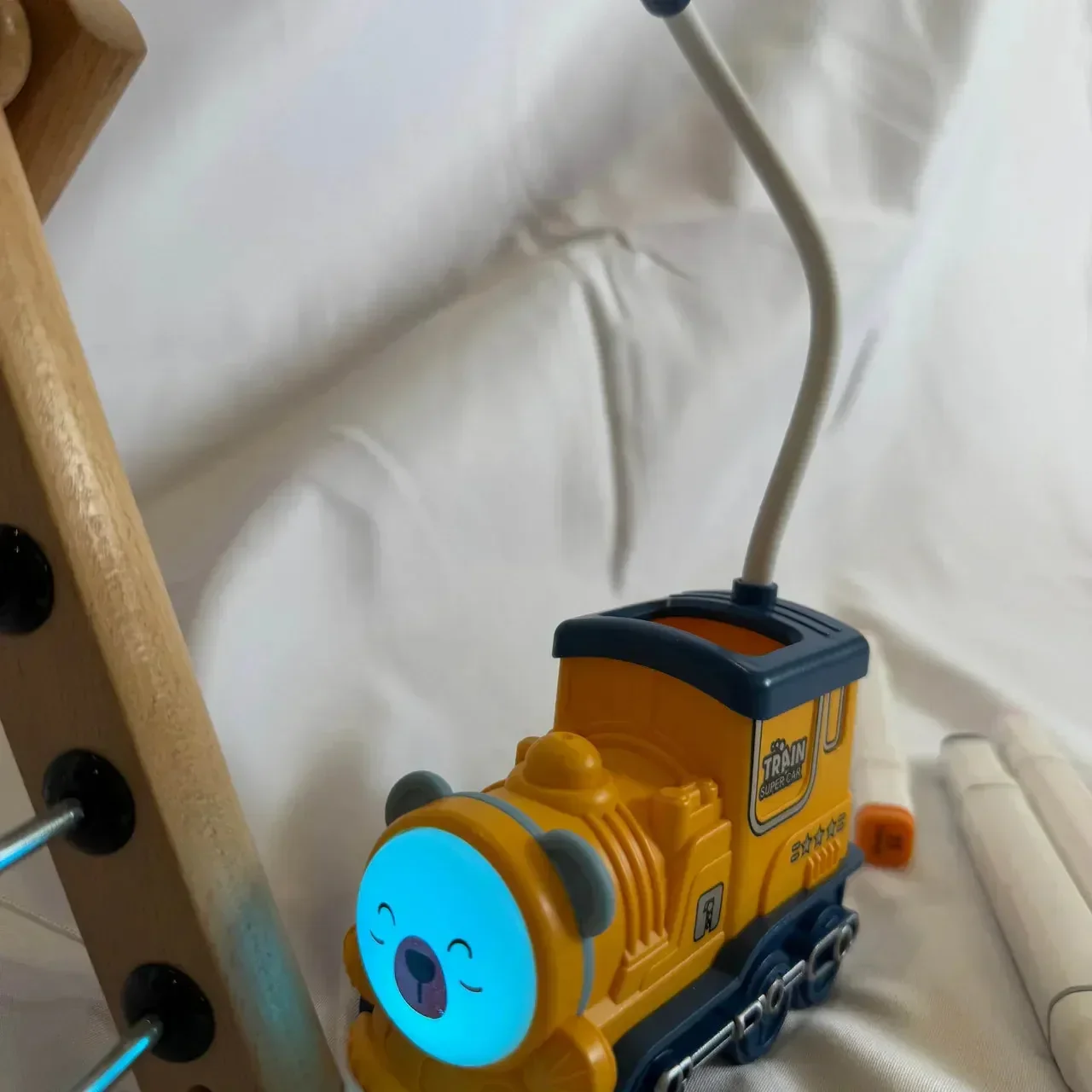 Chug-a-Light Train Lamp Pen Holder - Image 2