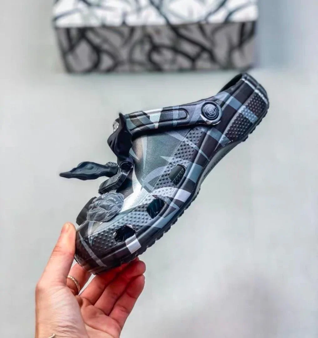 Clot Limited Edition Alien Clogs - Image 6