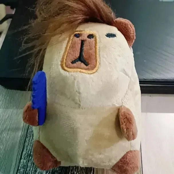 Comb-Over Capy Plush Keychain - Image 5