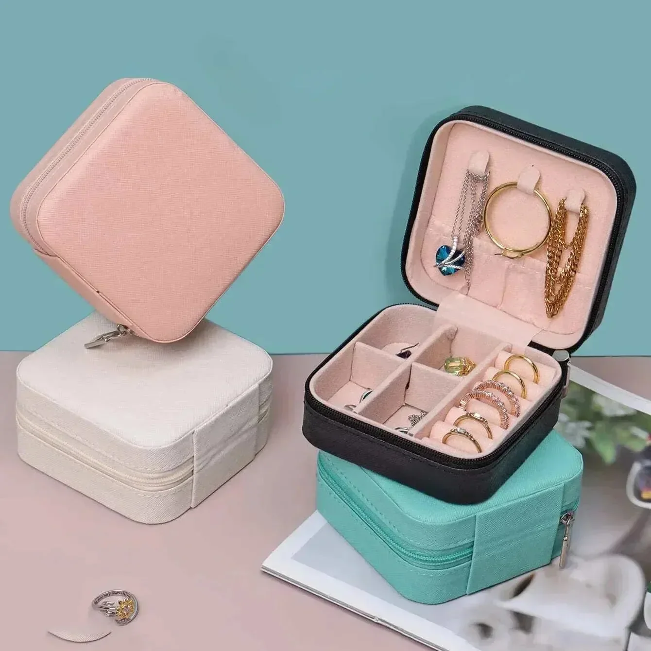 Compact Jewellery Organizer - Image 2