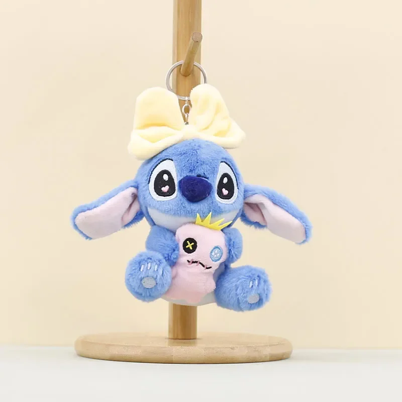 Cosmic Alien Bowknot Scrump Hug Keychain - Image 4