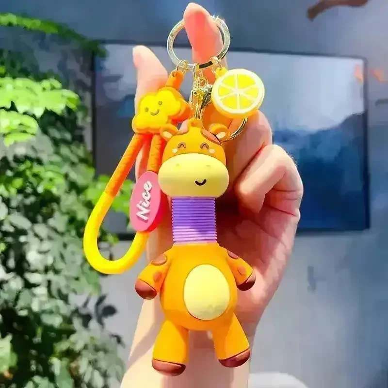 Creative Retractable Giraffe 3D Keychain - Image 7
