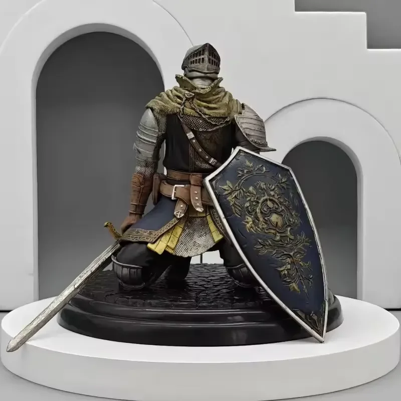 Dark Souls Oscar Knight Figurine (15 cm)
