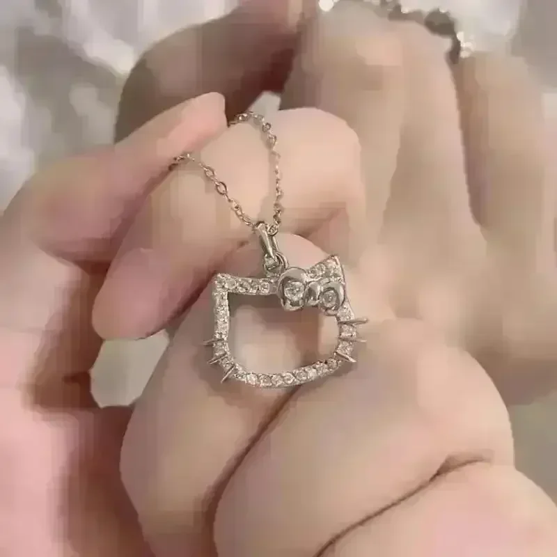 Dazzling Hello Kitty Crystal Pendant - Image 4
