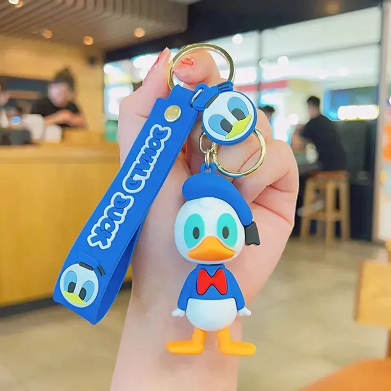 DSNY Mickey and Friends 3D Keychain - Image 9