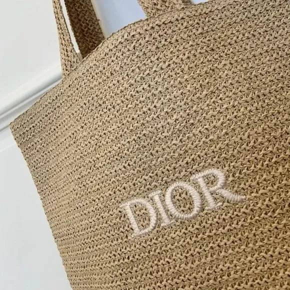 DLuxe Woven Raffia Tote Bag - Image 5