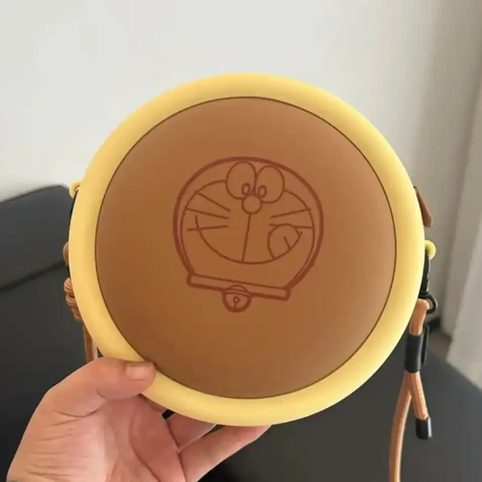 Doaremoon Big Dorayaki Sling Bag - Image 5