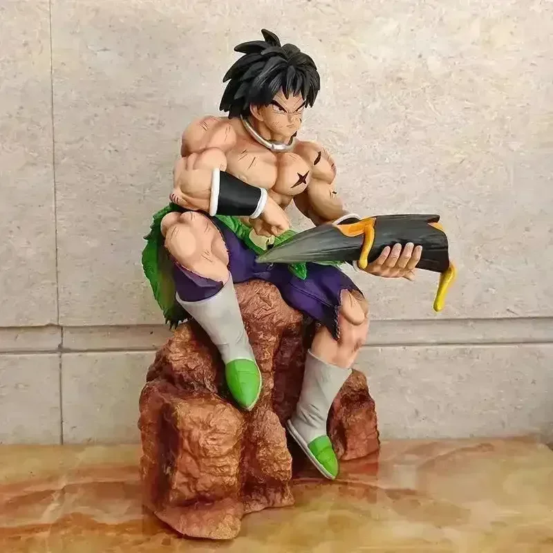 Dragon Ball Z Broly Action Figurine (24 cm) - Image 5