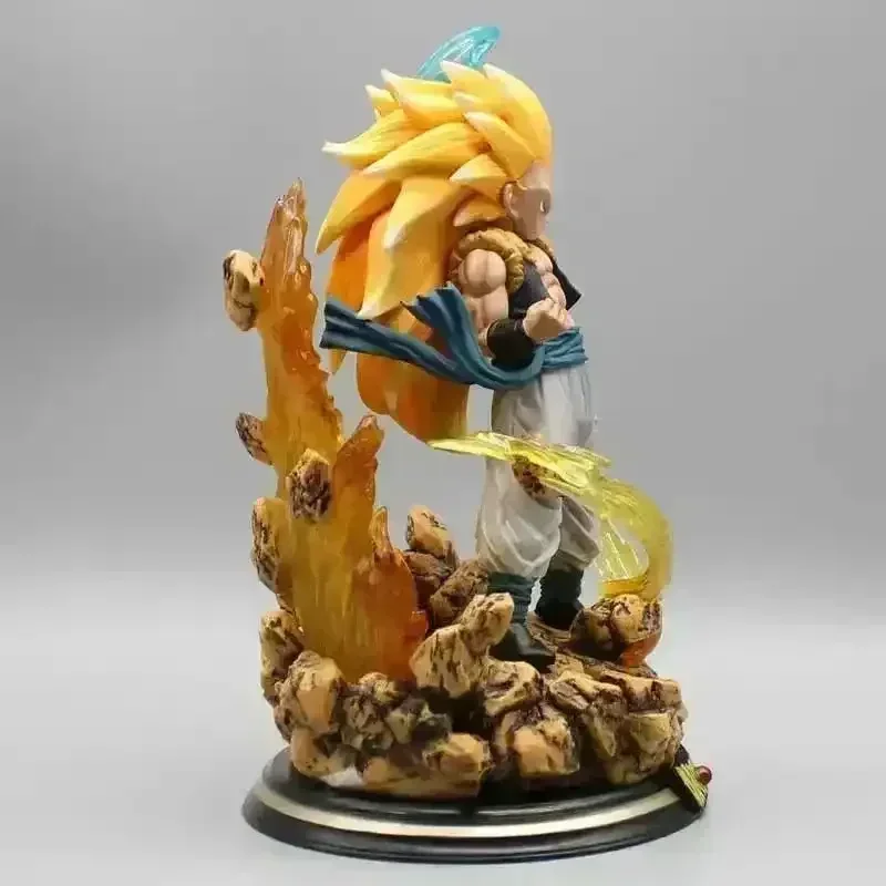 Dragon Ball Z Gotenks Action Figurine (22 cm) - Image 4