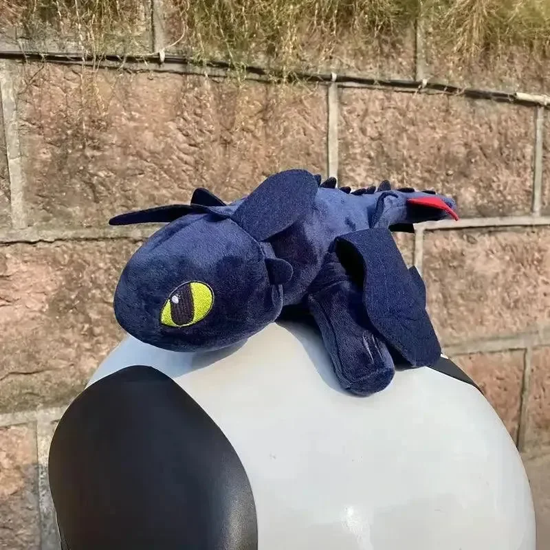 Dragon Glide Toothless Night Fury Plushie - Image 3