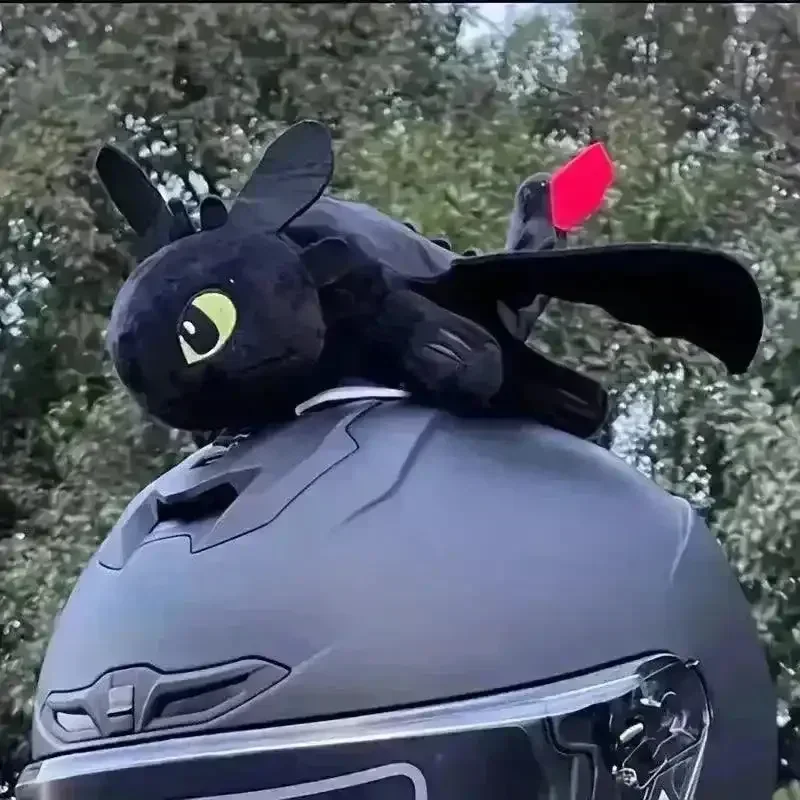 Dragon Glide Toothless Night Fury Plushie - Image 5