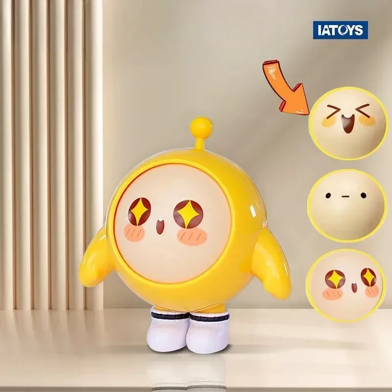 Egg Party Face-Changing Mini Figurine - Image 3