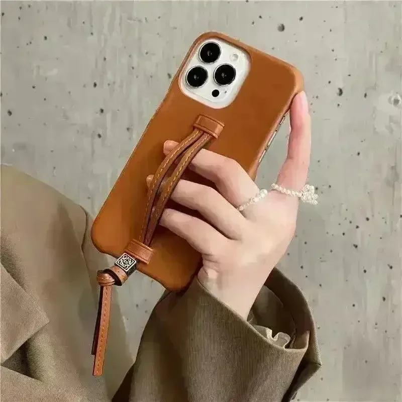 Elephant Love Leather Finish Case (For iPhones) - Image 4
