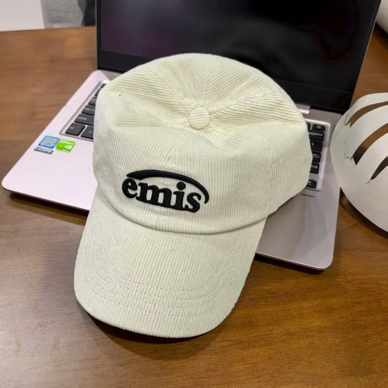 Emis Loop Corduroy Cap - Image 2