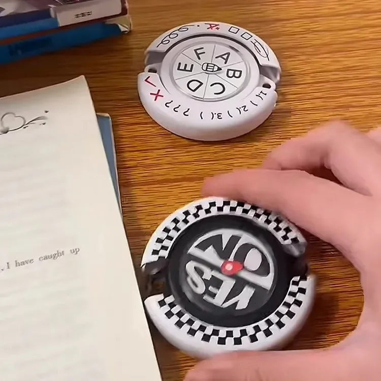 Fate Wheel Decision-Maker Keychain - Image 7