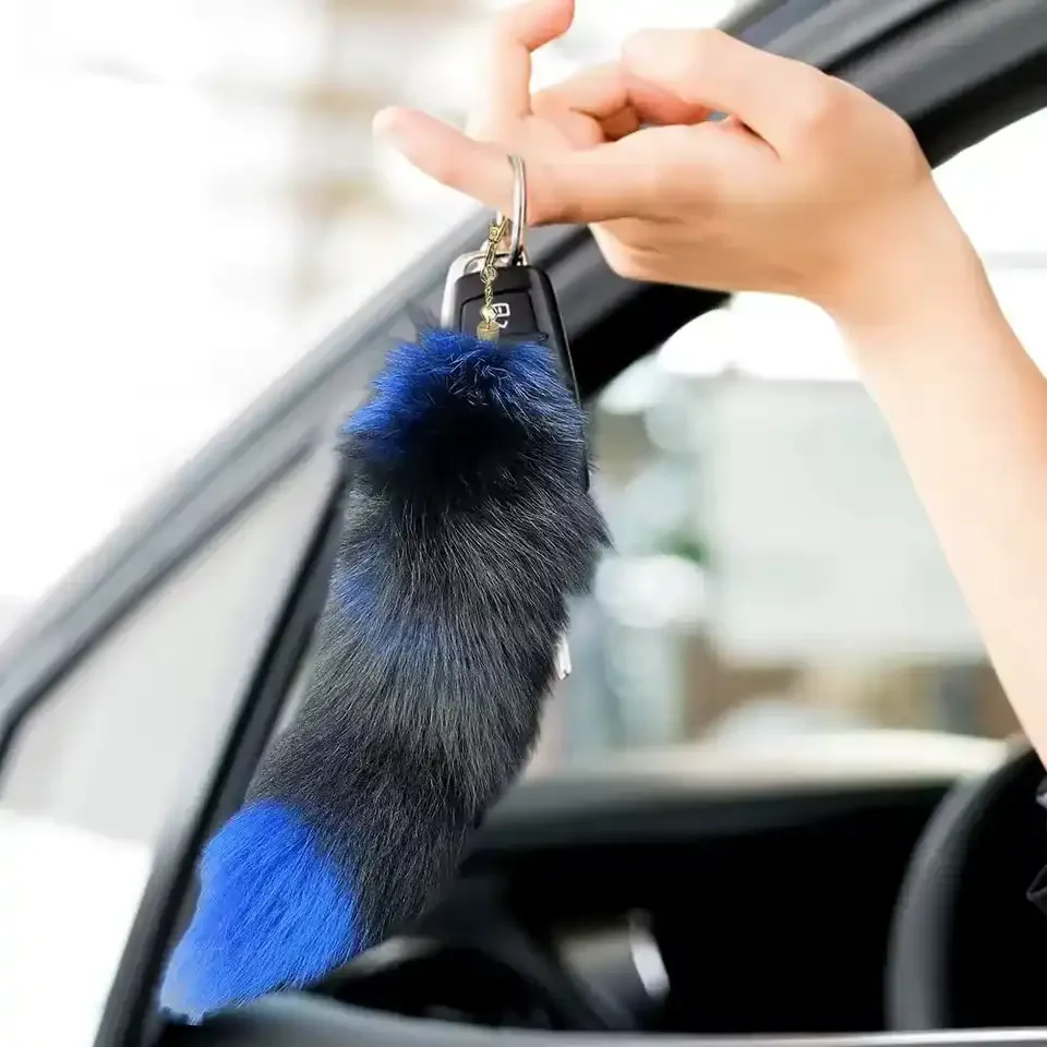 Faux Fur Fox Tail Keychain - Image 4
