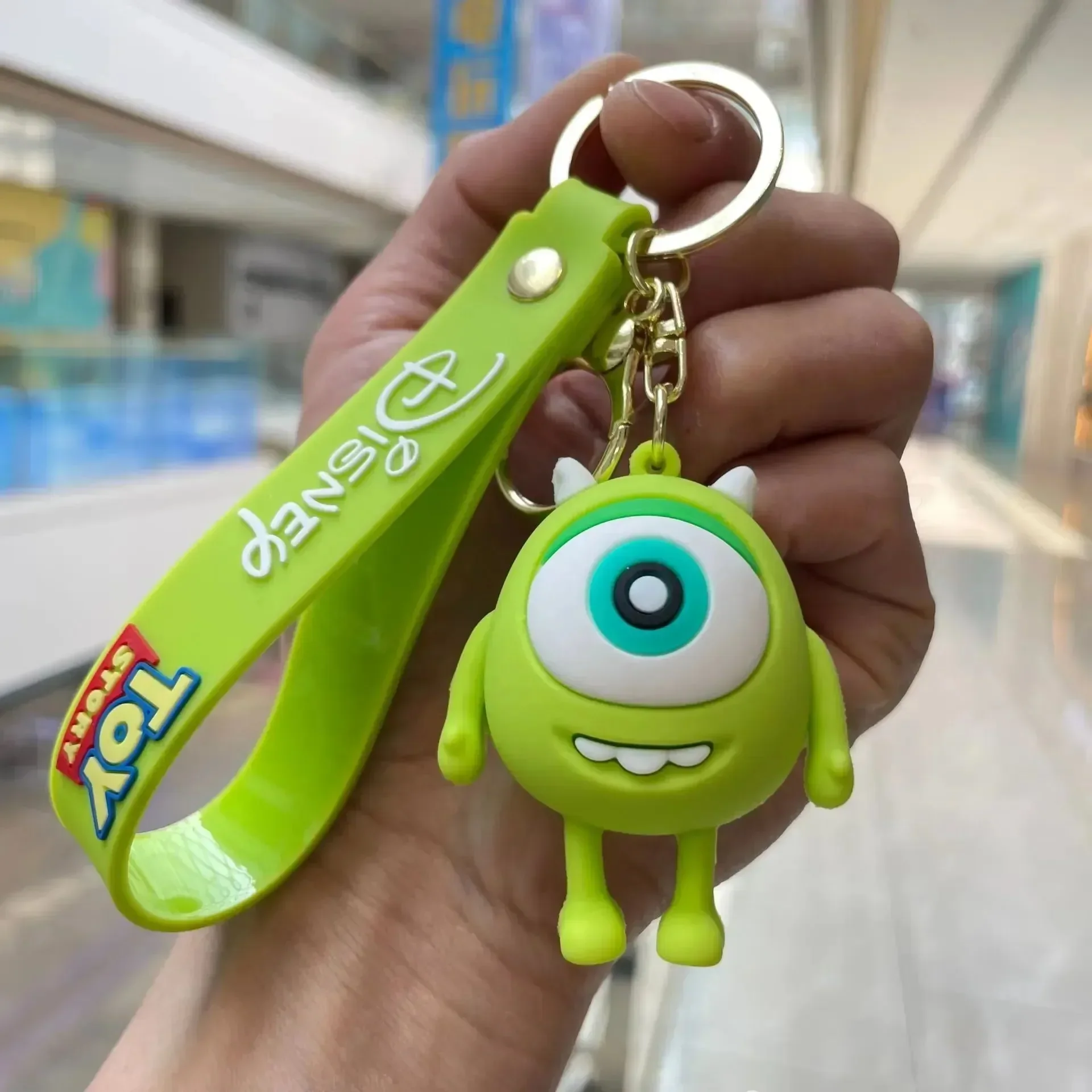 Galactic Grabber Alien 3D Keychain - Image 7
