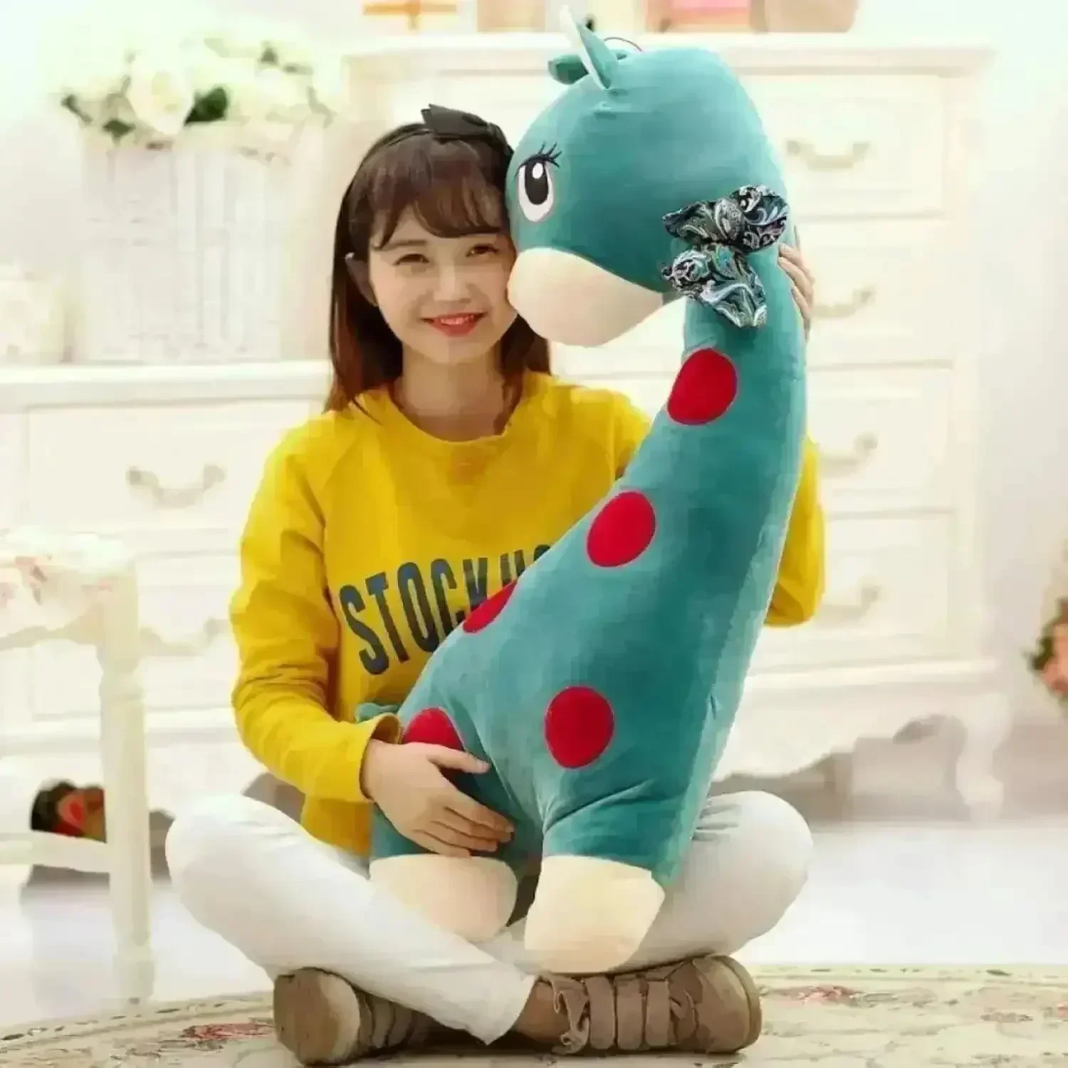 Long Neck Giraffe Pillow Plush Toy (80 cm) - Image 2