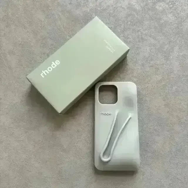 Glam Rhode Lipstick Case with Liptint (For iPhones) - Image 9