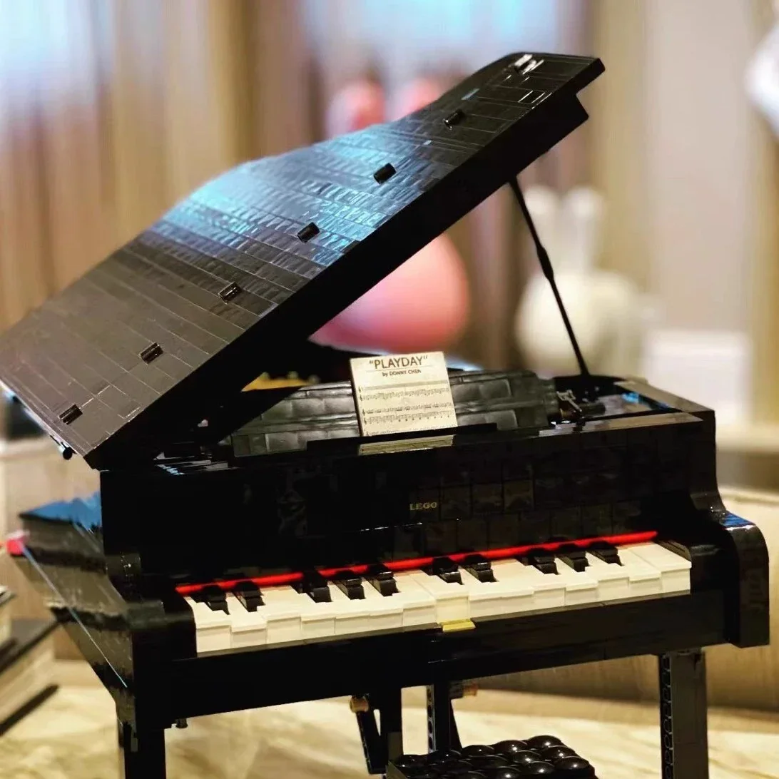 Grand Piano Building Blocks (3600+ Pcs) - Image 5