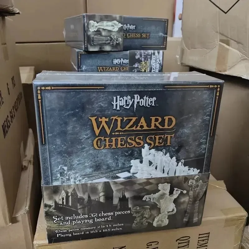 Harry Potter Wizard Chess Set - Image 2