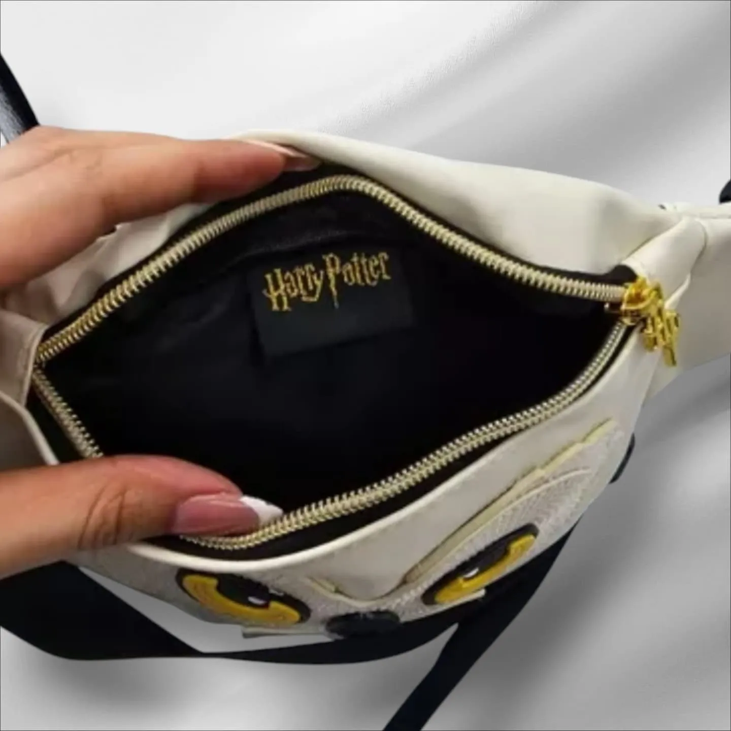 Hedwig Flight Waist Pouch - Image 6
