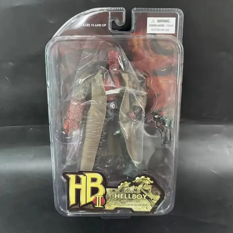 Hellboy Trenchcoat Style Action Figure (18 cm) - Image 11