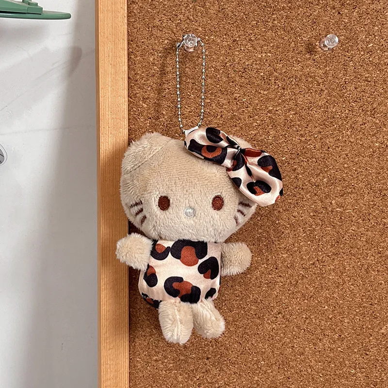 Hello Kitty Chic Leopard Keychain