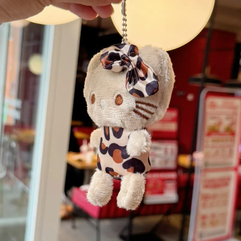 Hello Kitty Chic Leopard Keychain - Image 4