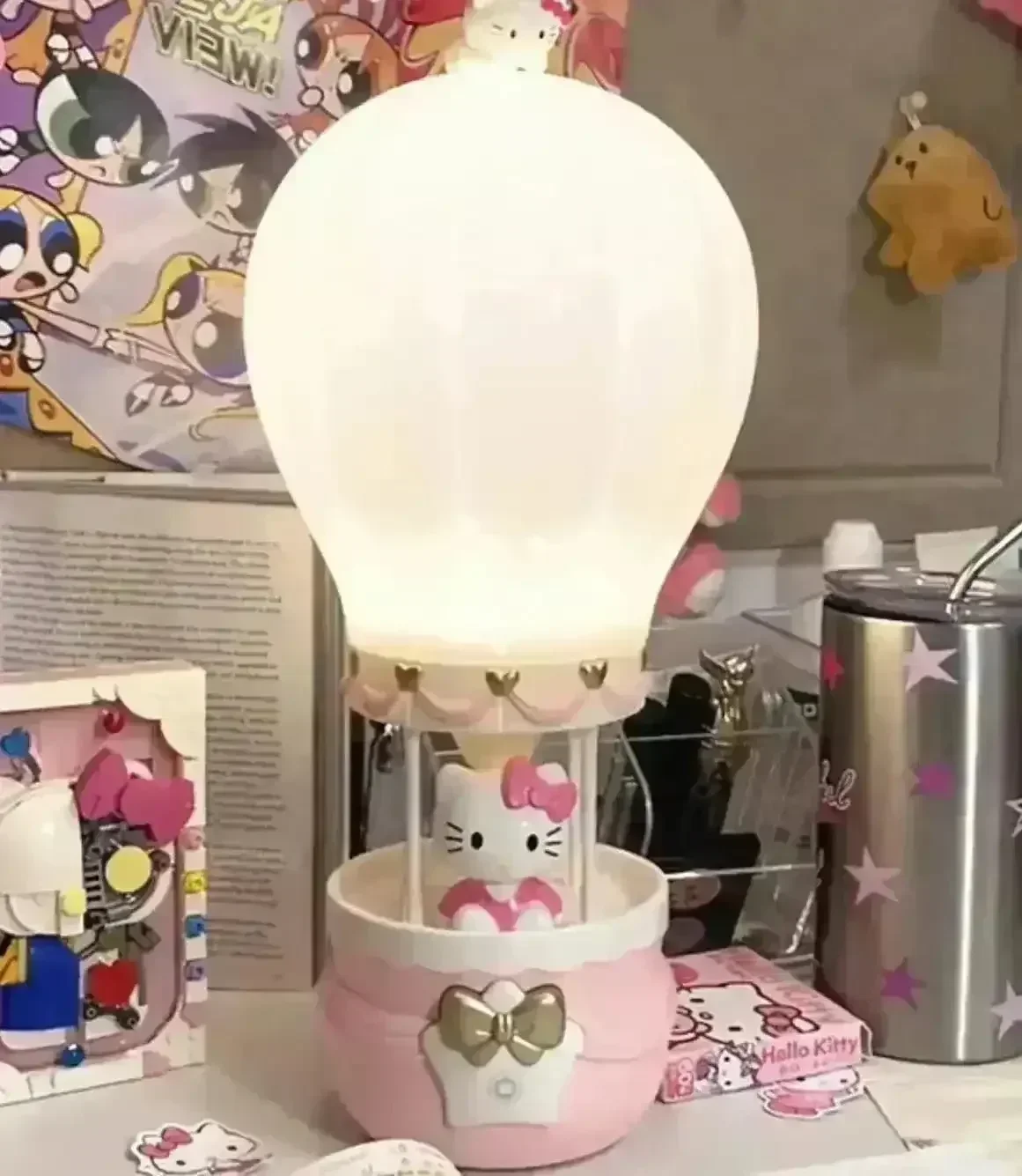 Hello Kitty Hot Air Balloon Night Lamp - Image 2