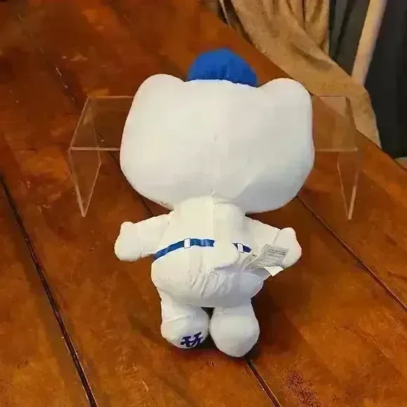 Hello Kitty LA Dodgers Plushie (25 cm) - Image 3