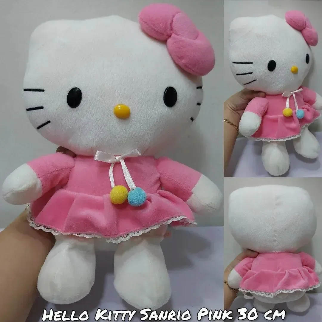 Hello Kitty Sweet Hug Plushie (30 cm) - Image 2