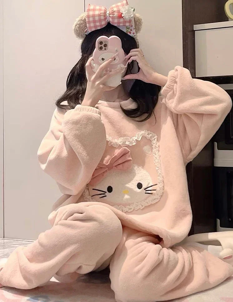 Hello KT Bedtime Bliss Night Suit - Image 2