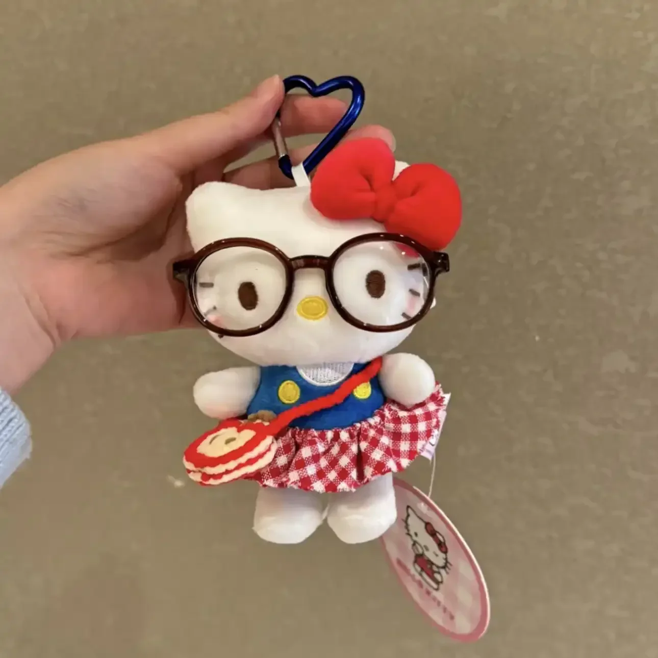 Hello KT Smarty Paws Keychain - Image 28