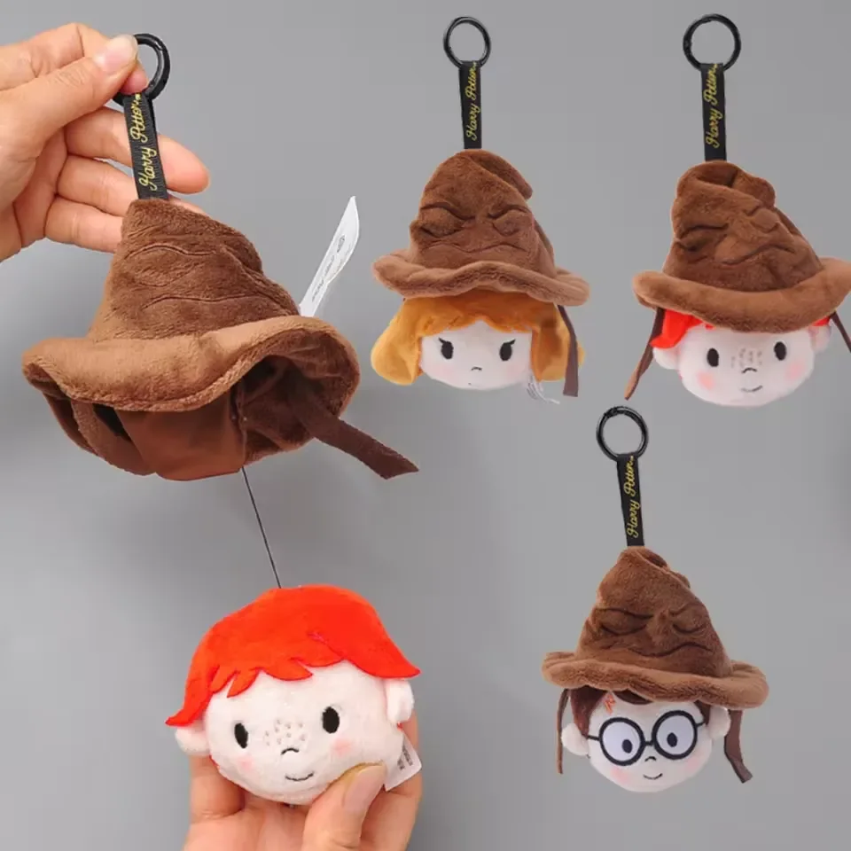 Hogwarts Sorting Hat Pull String Keychain - Image 5